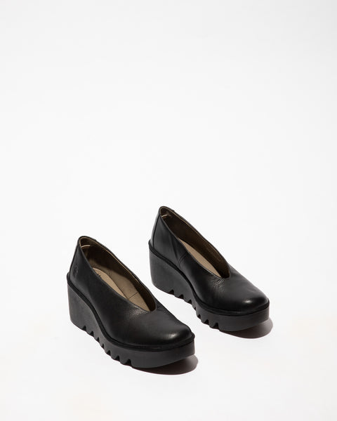 Sapato Slip-on Preto BESO246FLY