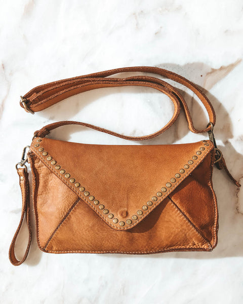 Mala Envelope Camel